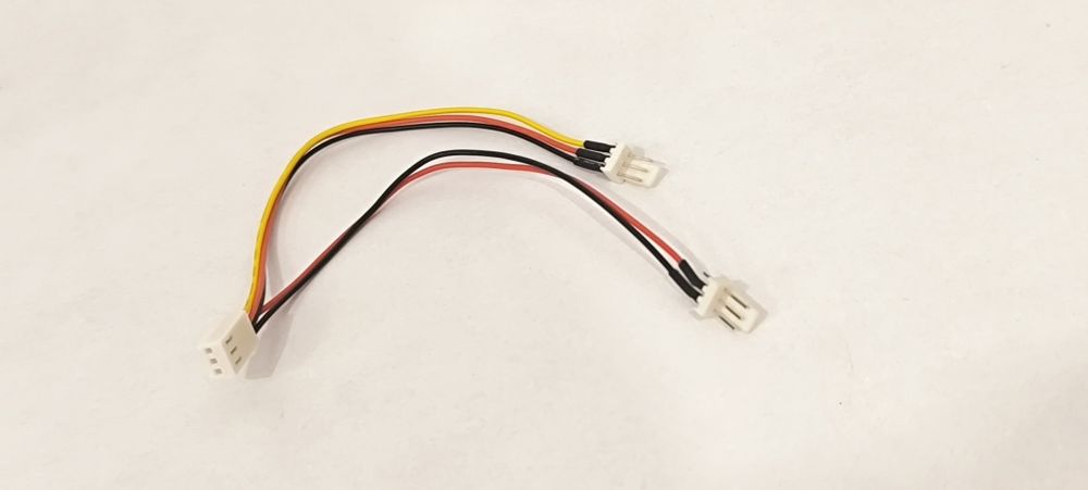 Rozgałęźnik zasilania wentylatora 3-pin adapter Y-cable 17cm