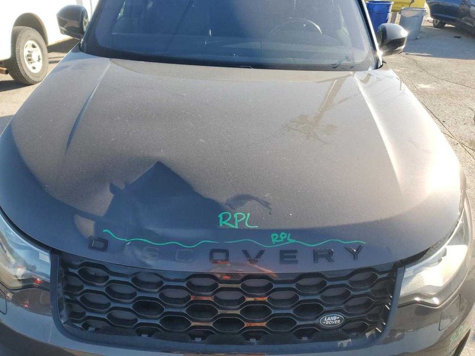 Land Rover Discovery R-Dynamic (2021)