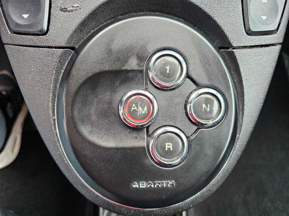 Abarth 500 Cabrio 1.4tjet 140Cv Cx/Auto 05/2012