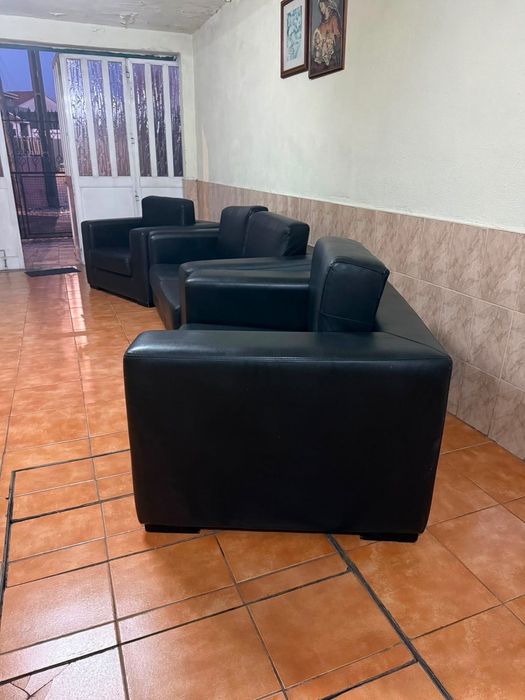 Conjunto de sofá! Só vendo o conjunto!