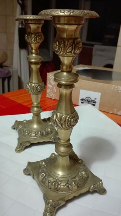 castiçais em bronze antigos