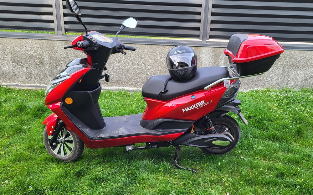 Електроскутер, скутер , мото