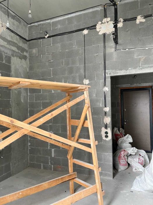 ЖК Файна Таун. Квартира з панорамними вікнами 44.8 кв.м. Стелі 3.6 м