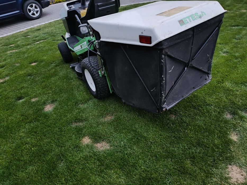 Traktorek kosiarka Etesia H100 Kawasaki hydro