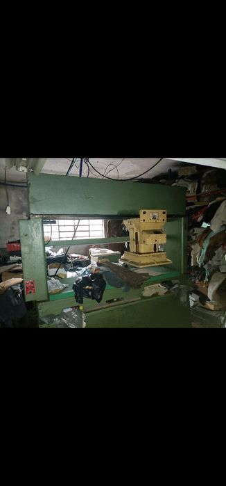 Prensa de corte industrial