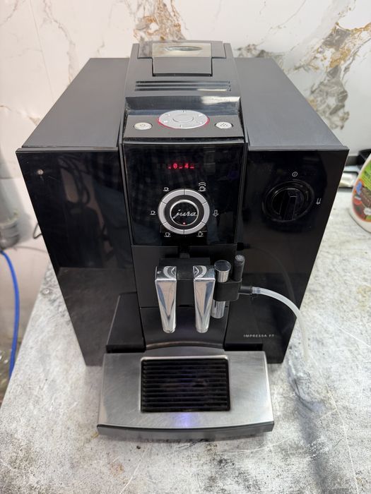 Кавомашина Jura Impressa F7