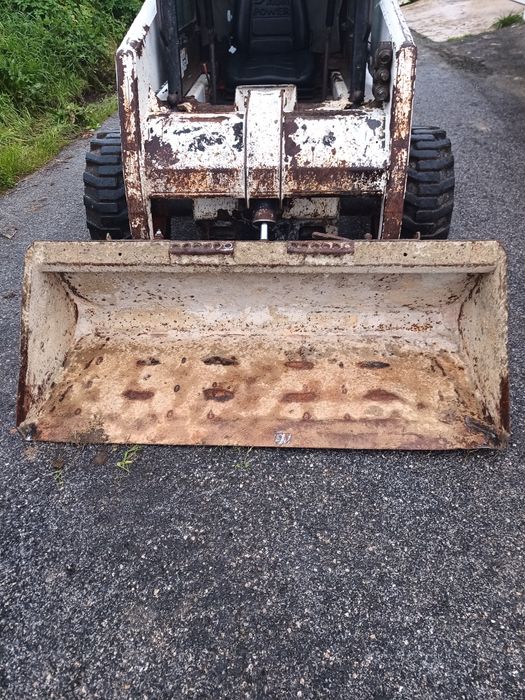 Bobcat 763 ano de 2002