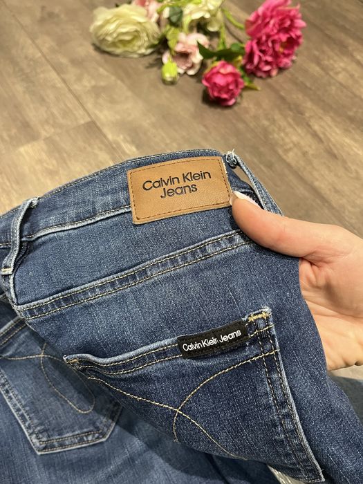 Jeansy Calvin klein s wyprzedaz