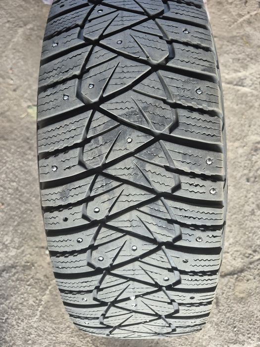 Покришки 225/65 R16 GOOD YEAR шиповані зимові