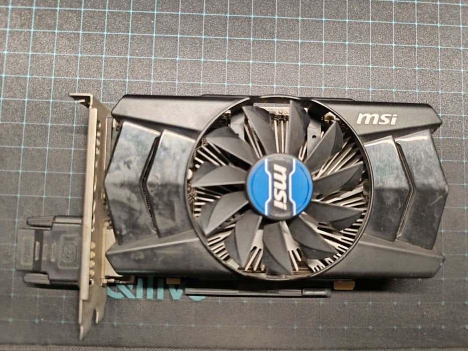 Placa gráfica MSI64354213884802124