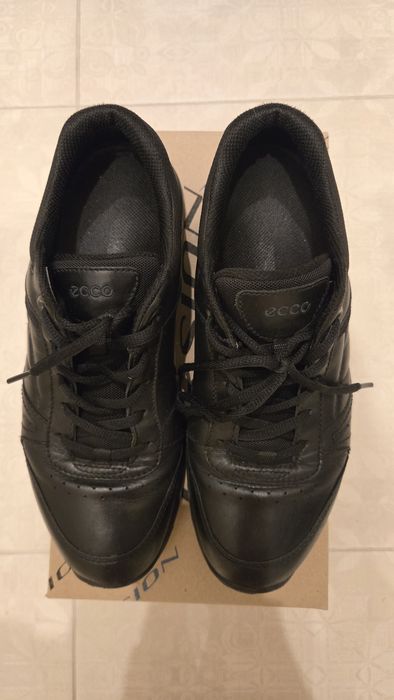 Продам чоловічі туфлі Ecco