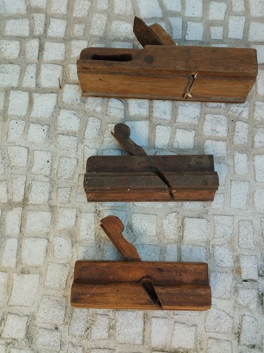 Lote de plainas, garlopa e ferramentas antigas