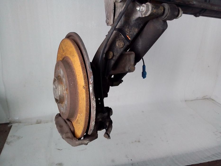 CHARRIOT TRASEIRO PEUGEOT 206 FASTBACK 2006 -