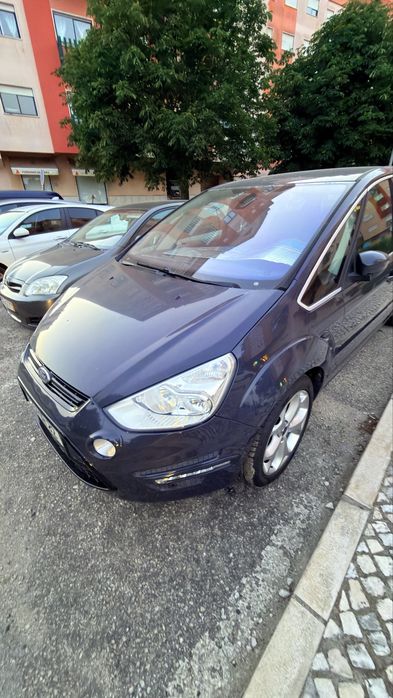 Ford S-Max — fotografia 3