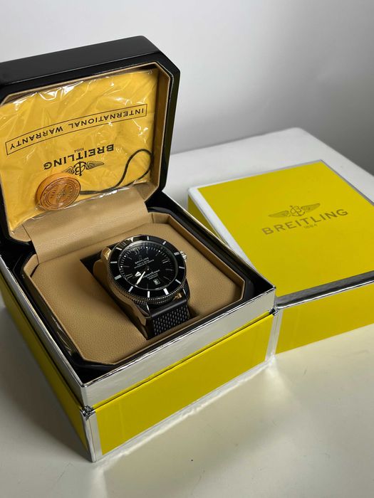 Часы Breitling Superocean Heritage B20 AB2010121B1S1