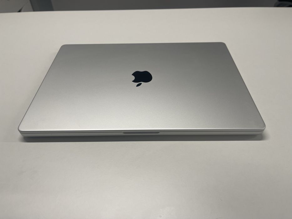 MacBook Pro 16 2021 M1 Max 32GB 1TB SSD: 55 000 грн. - Ноутбуки