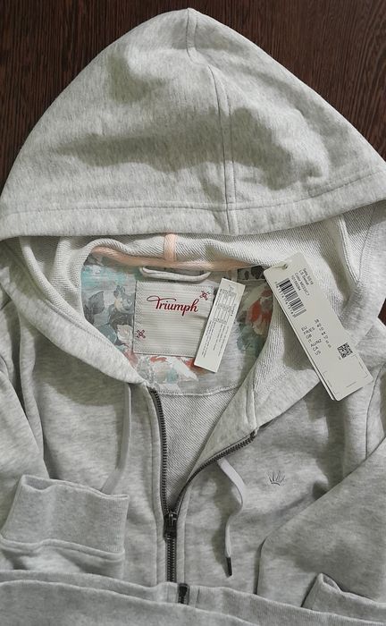 Спортивна кофта TRIUMPH