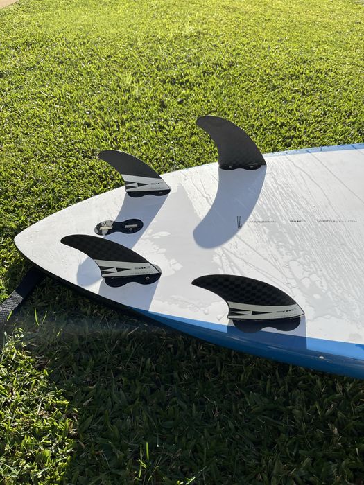 Prancha SUP Surf Sic Maui e remo de carbono