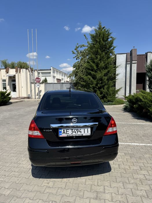 Ниссан тиида, Nissan tiida 2008