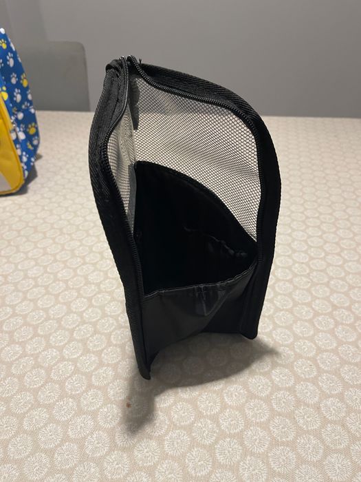 Vende-se Estojo para Pincéis de Maquilhagem