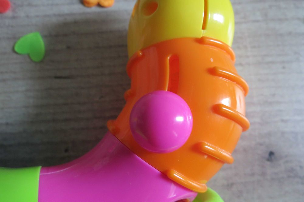 Игрушка  детская Веселый Червячок Hola Toys