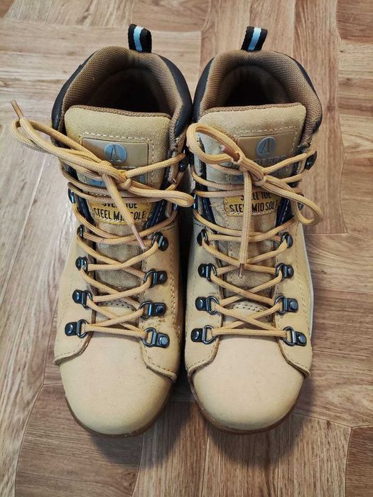 шкіряні черевики Amblers Steel з залізним носком р.40