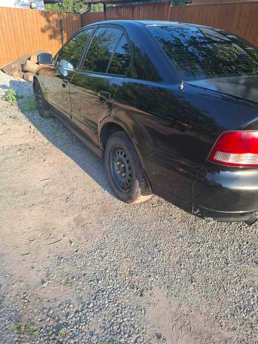 Mitsubishi Galant 2001