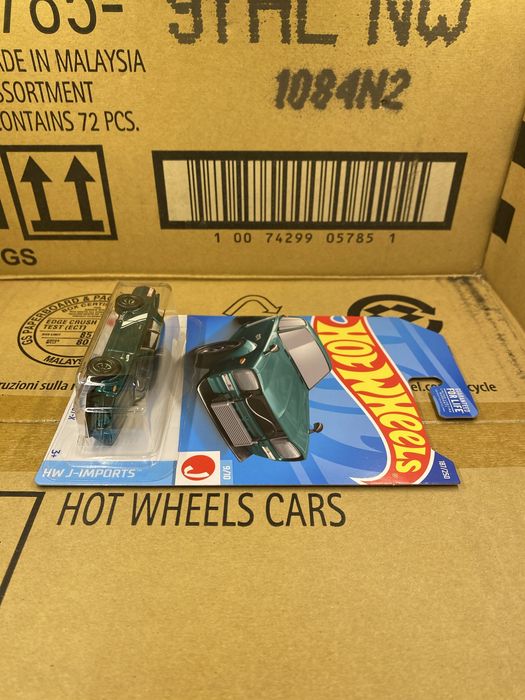 Hot Wheels Nissan Skyline HT 2000GT-X STH