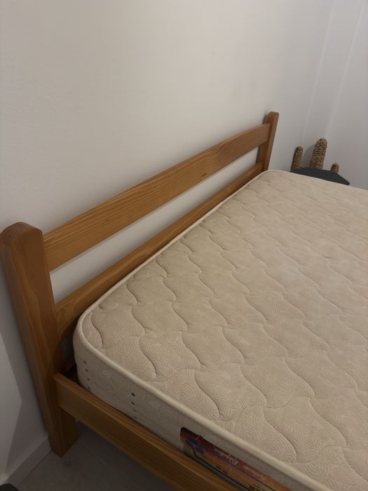 Cama + Colchão 2.00x1.40