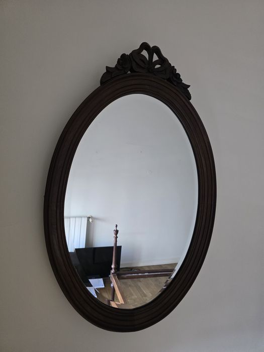 Cama + colchão + mesinha