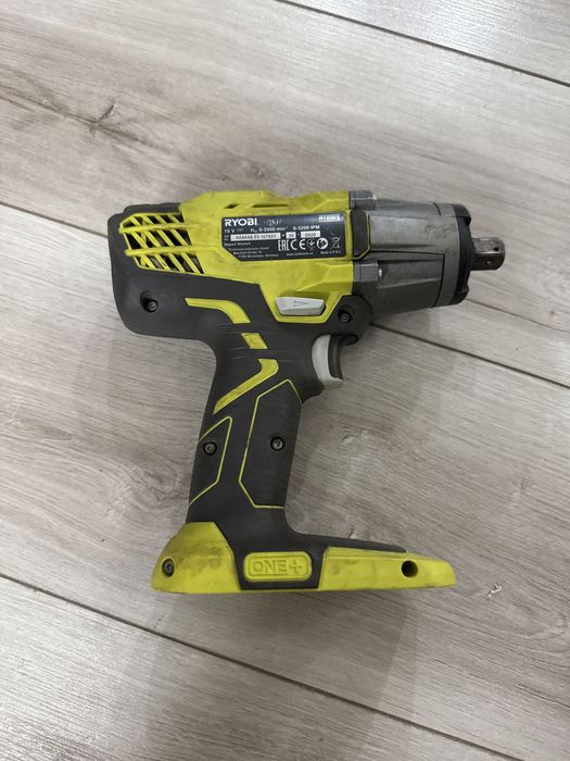 Klucz udarowy Ryobi 18v R18IW3