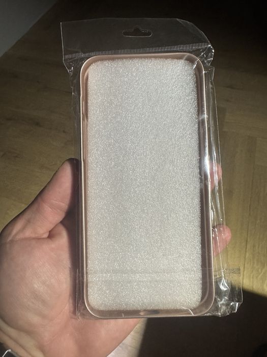 Etui/pokrowiec iPhone 15 pro max ZŁOTE