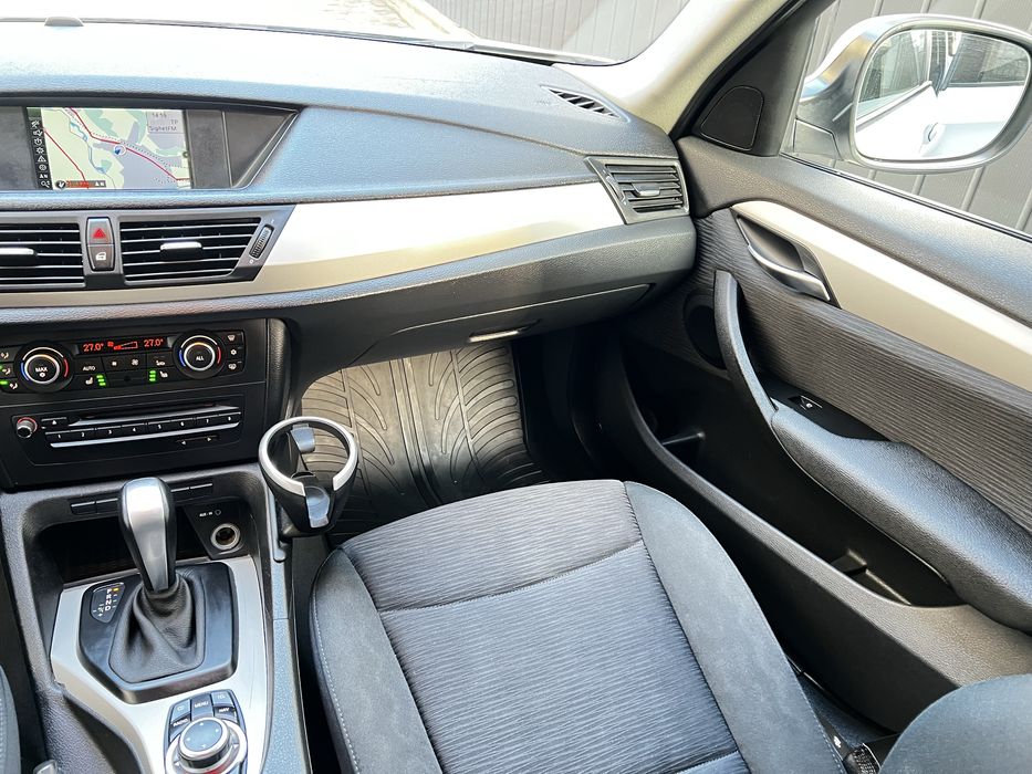 Продам BMW X1  2.0 Dizel