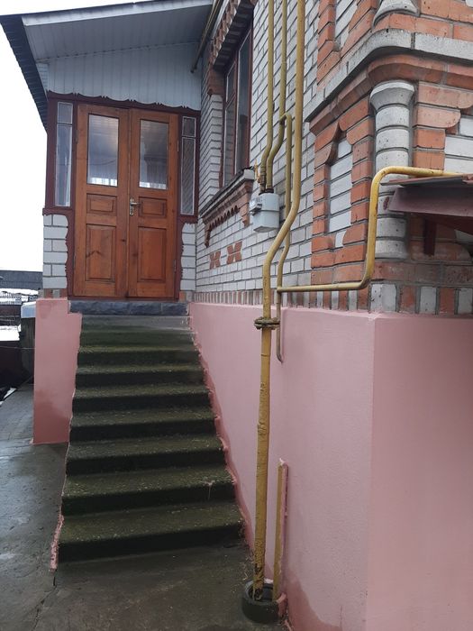 Продаж добротного цегляного будинку у с.м.т.Стрижавка, 5км від Вінниці
