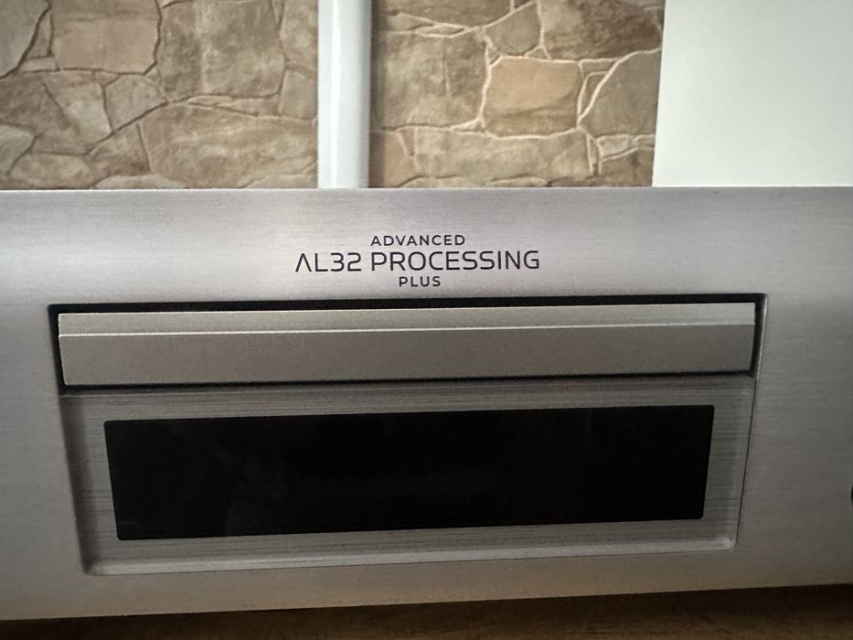 Denon DCD 900NE  odtwarzacz CD  Stan idealny  Karton i  pilot