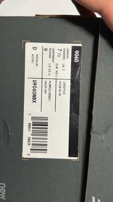 Buty New Balance U9060NBX, rozmiar 40.5