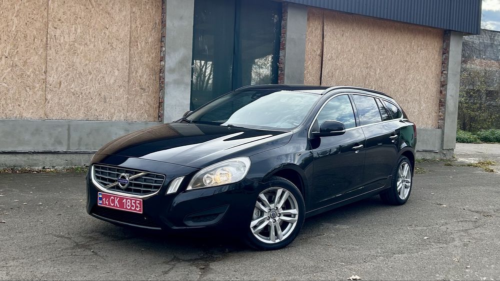 Volvo v60 2013 1,6 avtomat ideal