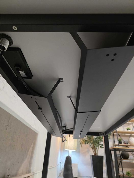 Biurko Premium Nowy Styl 140x70 z USB i lampą | Transport GRATIS