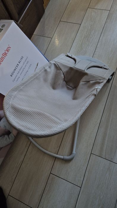 Babybjorn bujaczek leżaczek kolor mesh z regulacją dla dzieci