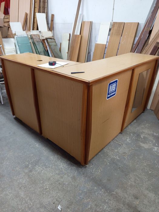 Balcão em L madeira