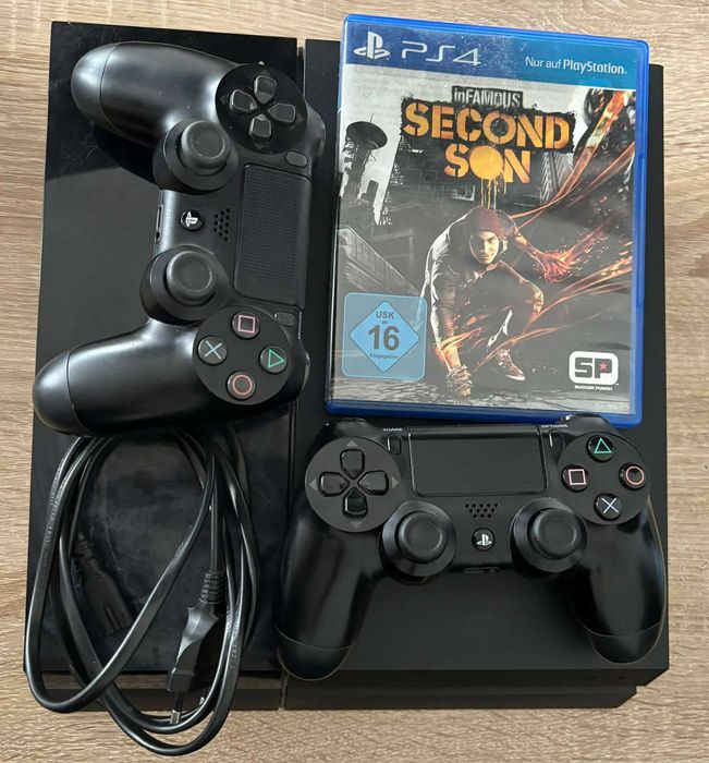 Konsola Playstation 4 + Gra