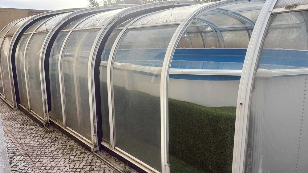 Piscina e Cobertura Telescópica completa