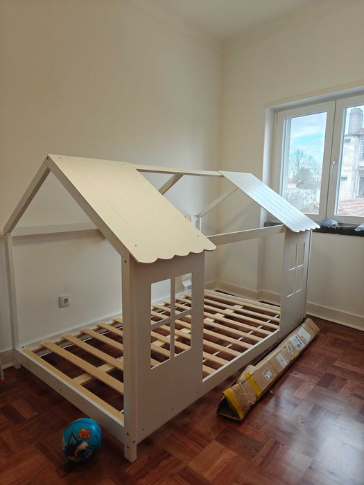 Cama de criança "casinha" 120x209