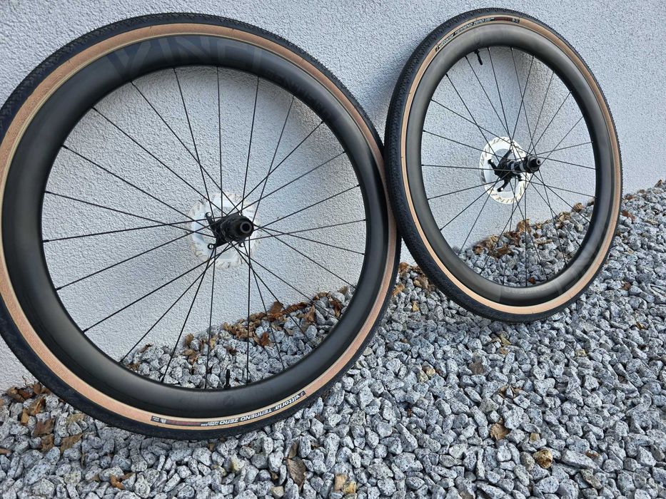 koła karbonowe VINCI SENTIERO 44