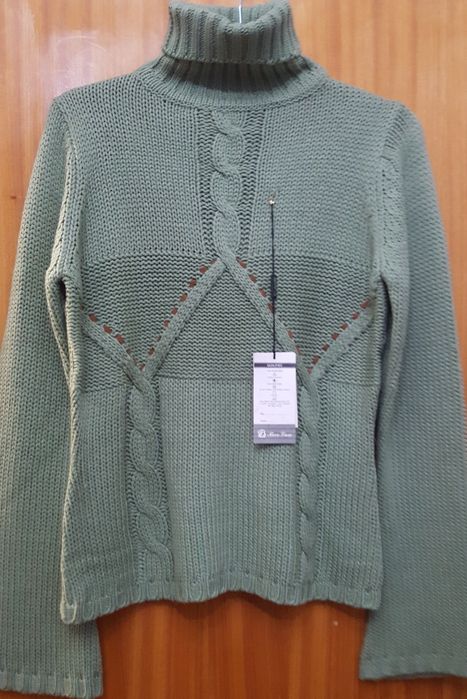 camisola de gola alta
