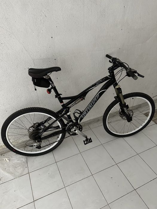 Bicicleta specialized roda 26 suspencão total