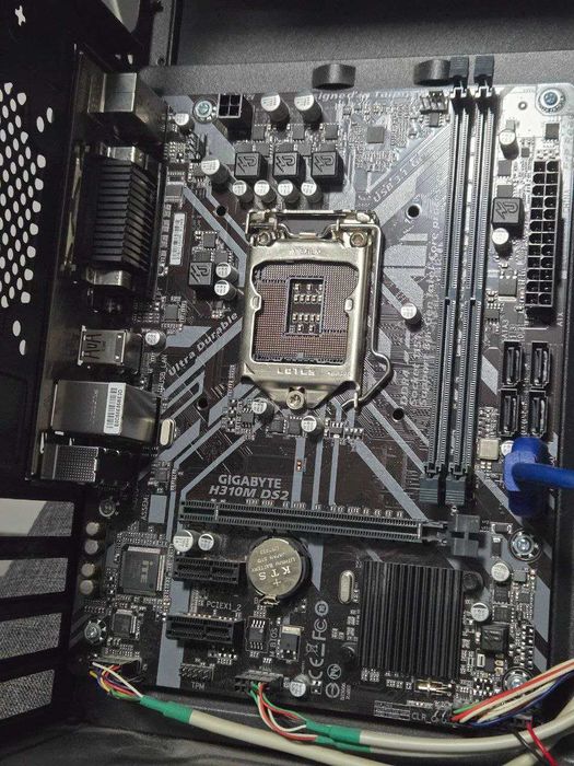 Материнська плата Gigabyte H310M DS2 (s1151-V2, Intel H310) + БОНУС