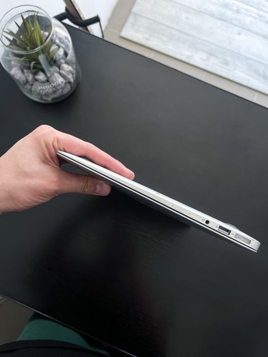 Apple Macbook Air 13
