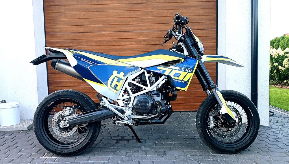 Husqvarna 701 Supermoto , A2 , LeoVince