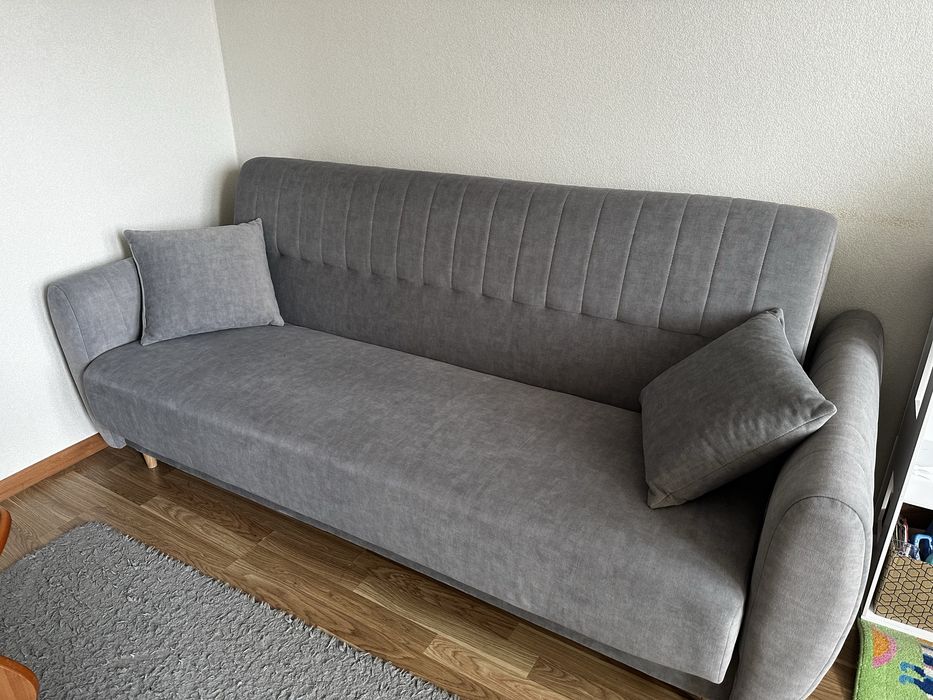 Piekna sofa wersalka jak nowa